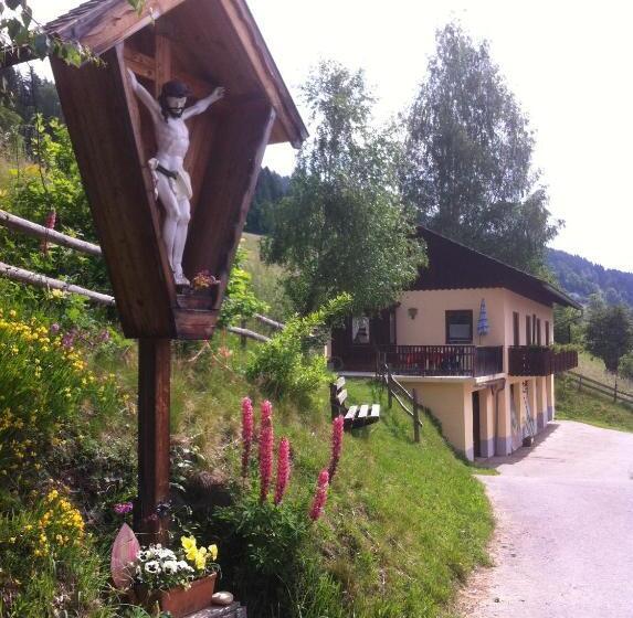 فندق Bergbauernhof Stauder   Hirschbergalpakas