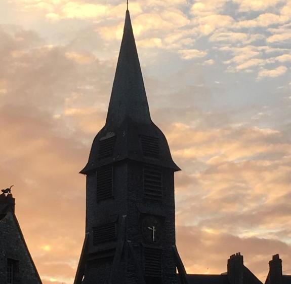 هتل La Maison De Lucie