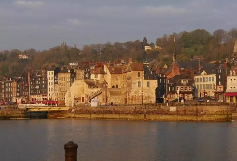 Hôtel La Maison De Lucie
