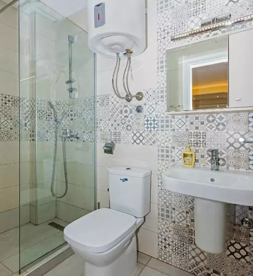 پانسیون Bitrak Guest House