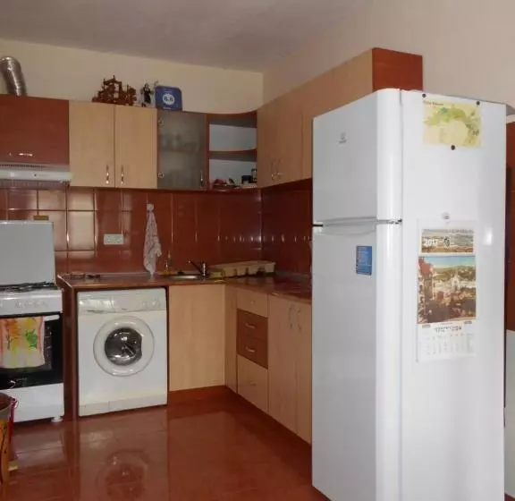 Majatalo Casa Raisa & Maria