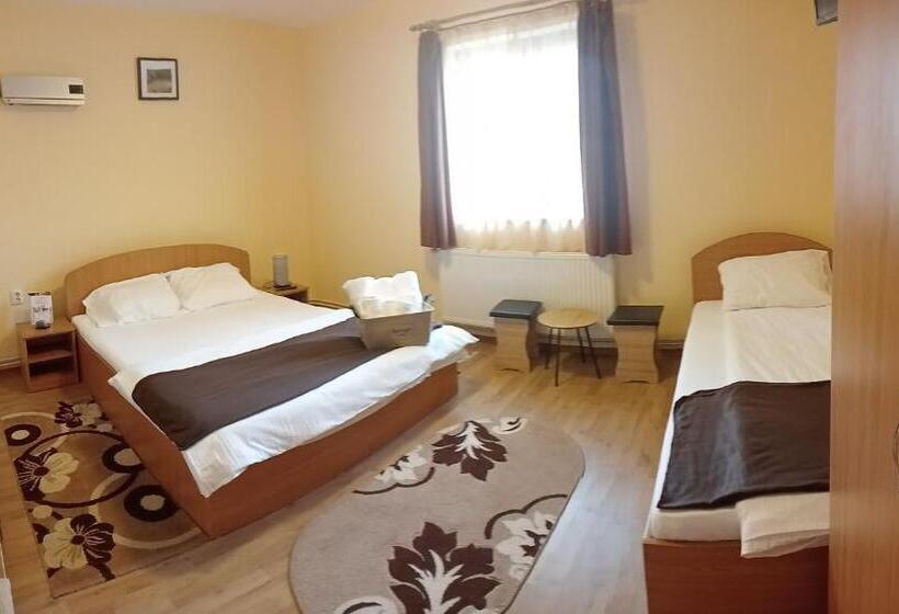 膳宿费 Casa Raisa & Maria