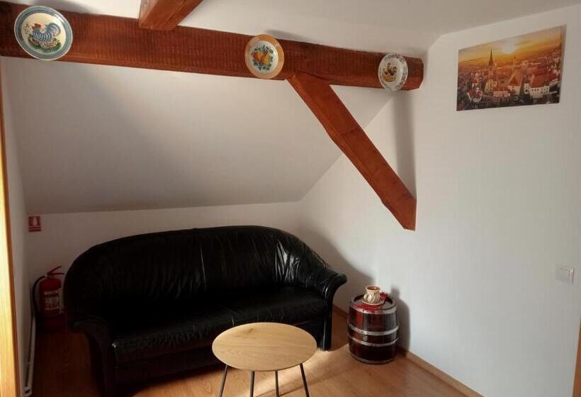 膳宿费 Casa Raisa & Maria