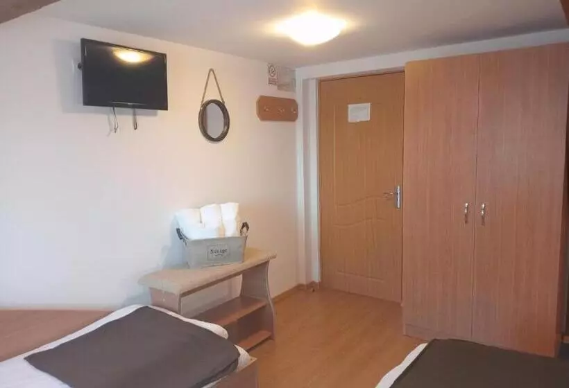 Majatalo Casa Raisa & Maria