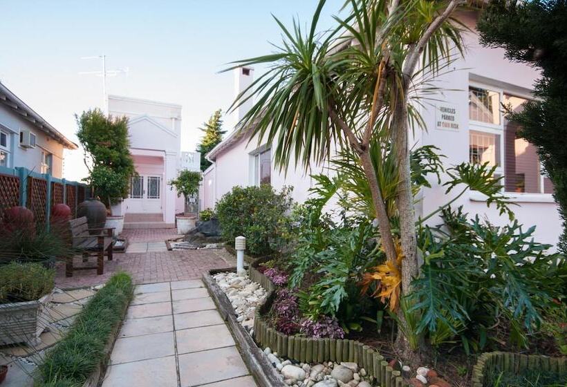 ペンション Heugh Road Guest House