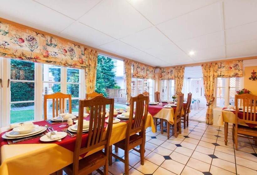 ペンション Heugh Road Guest House