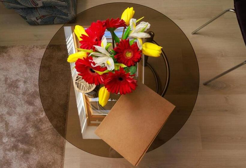 פנסיון Retel Vitez Vendégház