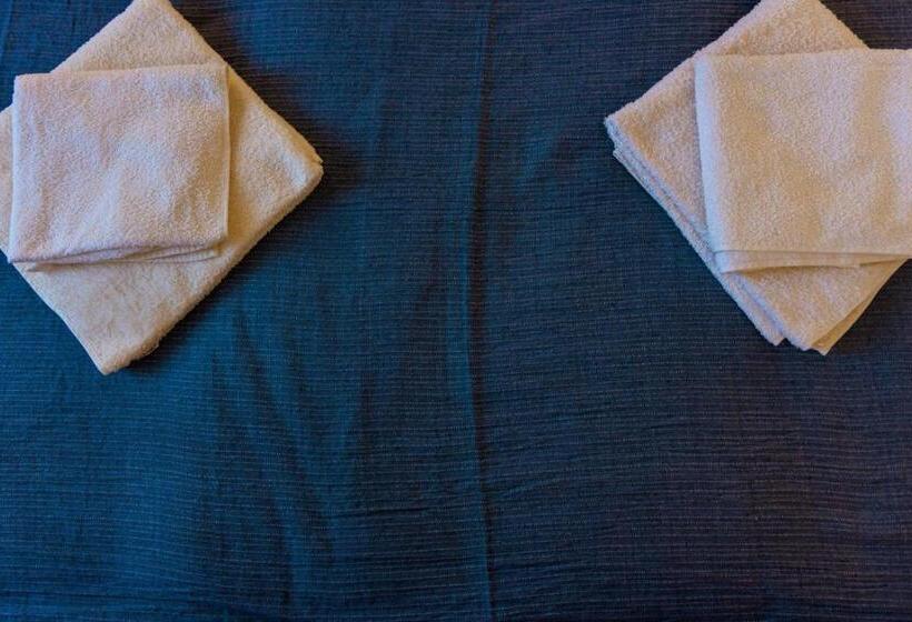 פנסיון Retel Vitez Vendégház