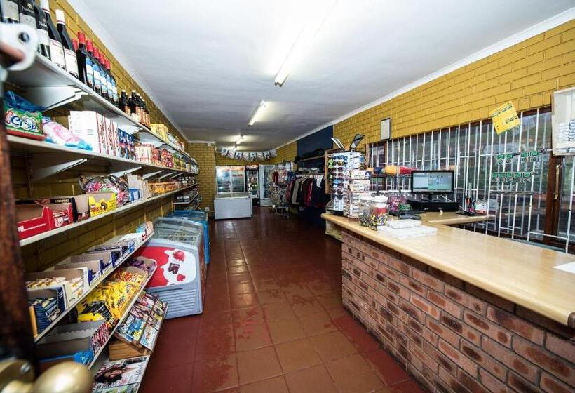 리조트 First Group Qwantani