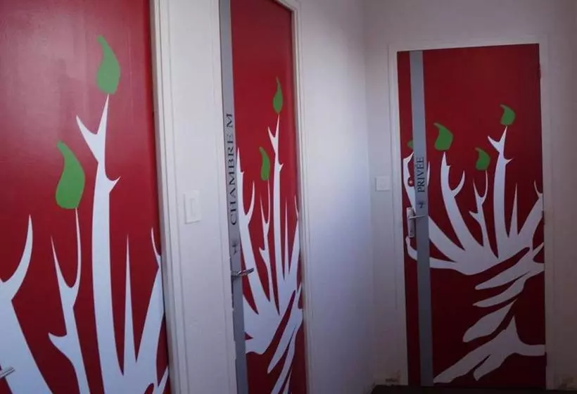 Hotelli A L'Orée De La Forêt