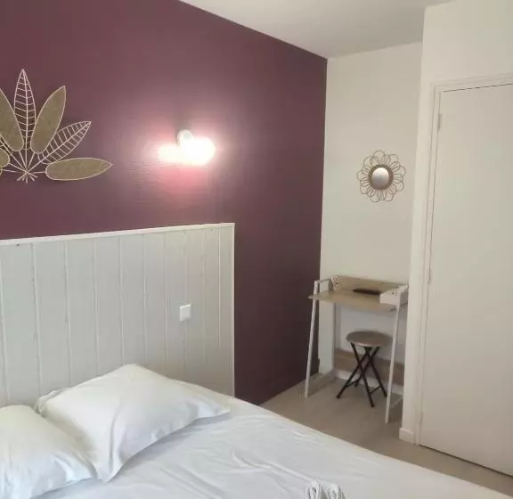 Hotelli A L'Orée De La Forêt