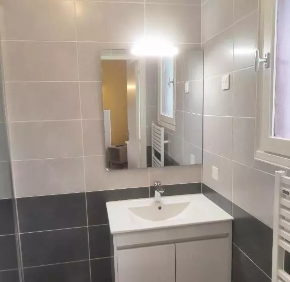 Hotelli A L'Orée De La Forêt