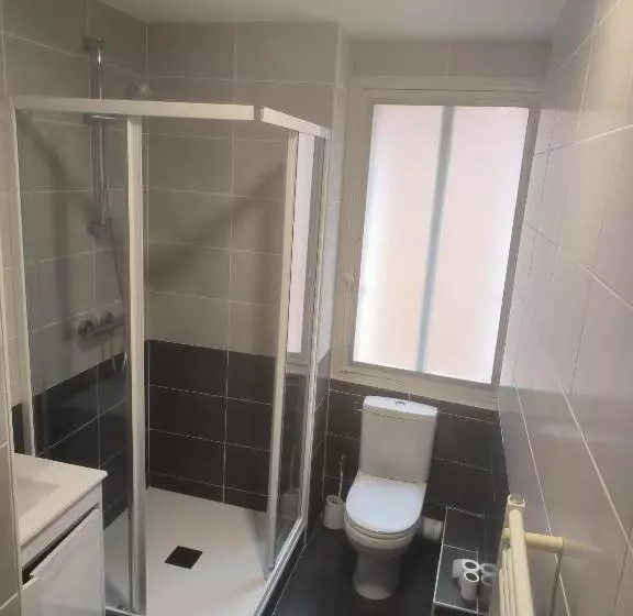 Hotelli A L'Orée De La Forêt