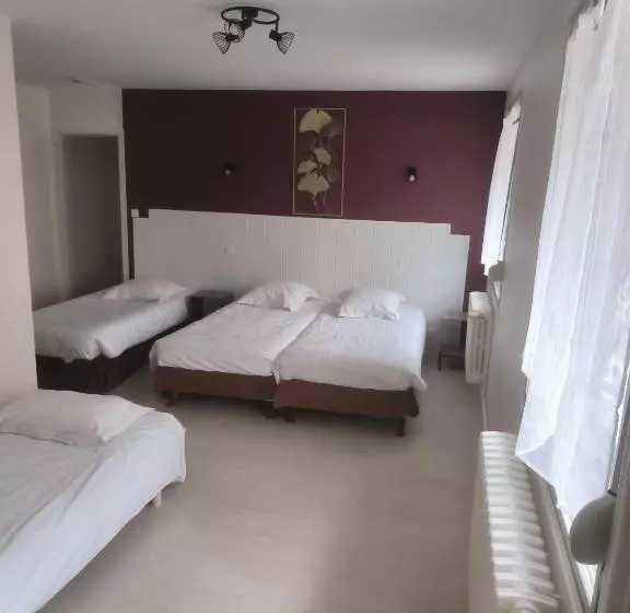 Hotelli A L'Orée De La Forêt