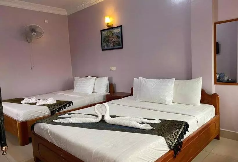 Majatalo Avocado Guesthouse