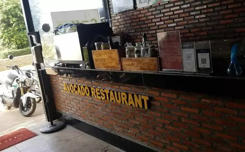 Majatalo Avocado Guesthouse