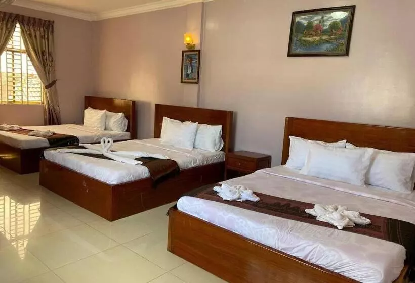 Majatalo Avocado Guesthouse