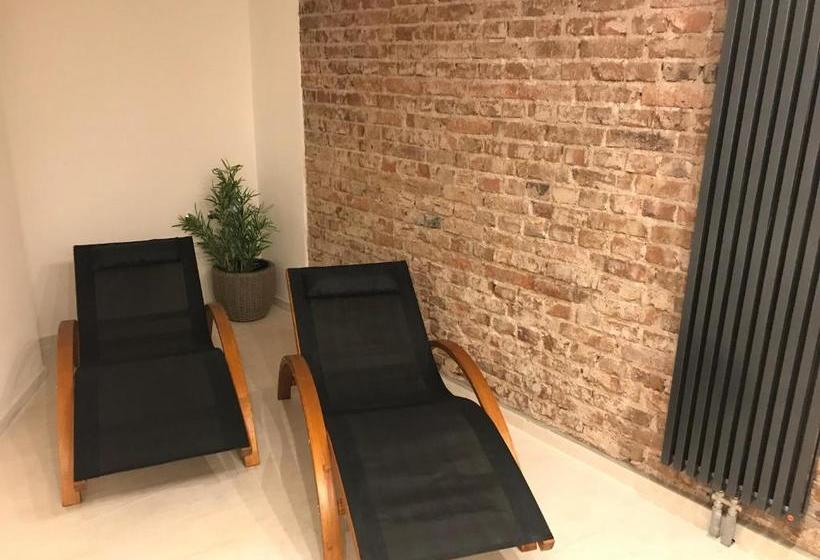 Pensjonat Dvůr Stráň