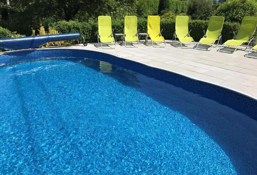 Pensjonat Dvůr Stráň