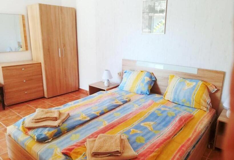 پانسیون Guest House Bogat Beden