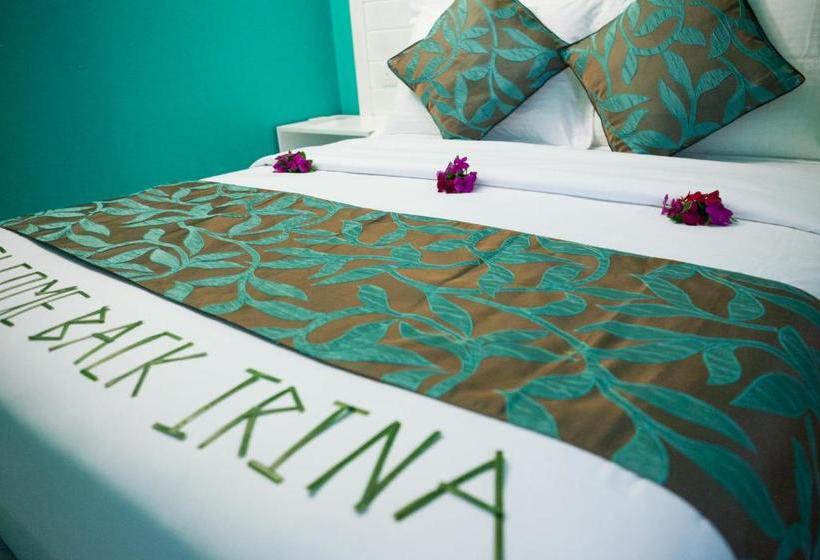 پانسیون Island Host