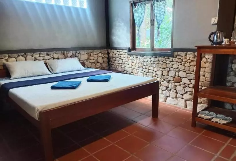 پانسیون Khmer Hands