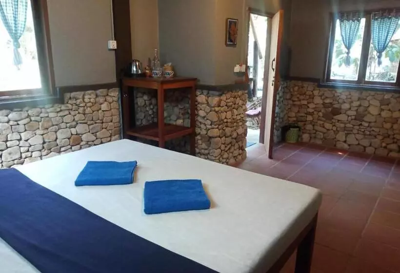 پانسیون Khmer Hands