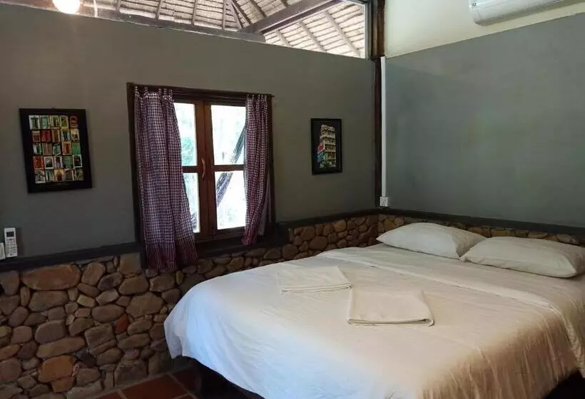 پانسیون Khmer Hands