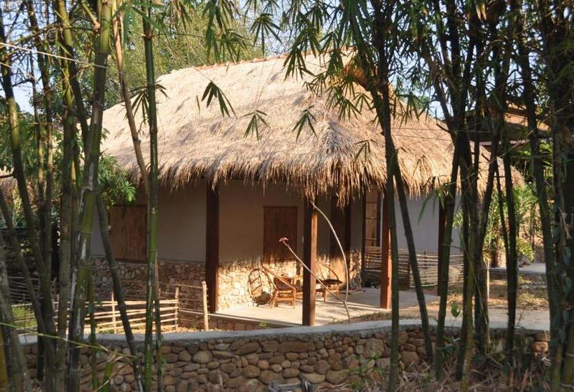 بنسيون Khmer Hands