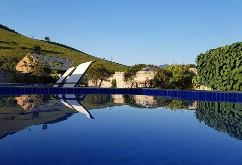 ペンション Pousada Rota Dos Pássaros