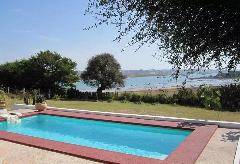پانسیون Villa Zahra