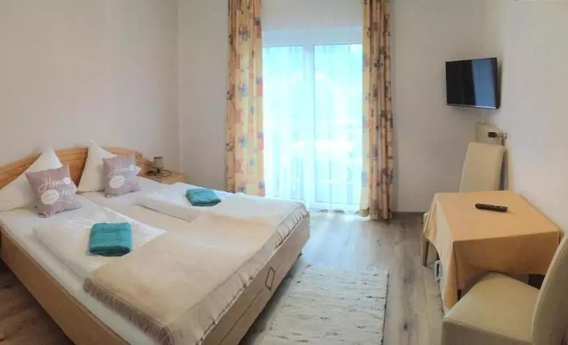 Seecamping & Pension Mentl