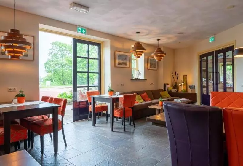 Hotel Lentemaheerd