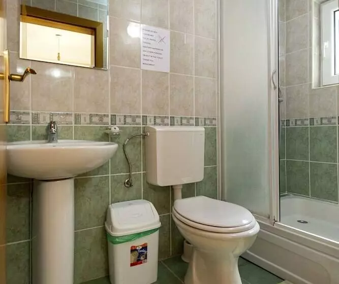 پانسیون Bogdanoski Studios & Guest Rooms