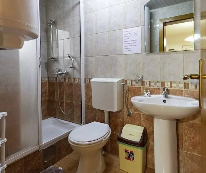 پانسیون Bogdanoski Studios & Guest Rooms