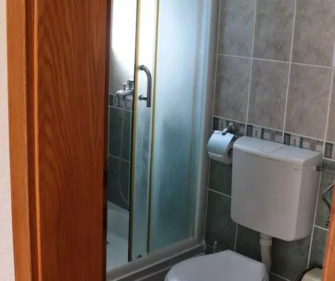 پانسیون Bogdanoski Studios & Guest Rooms