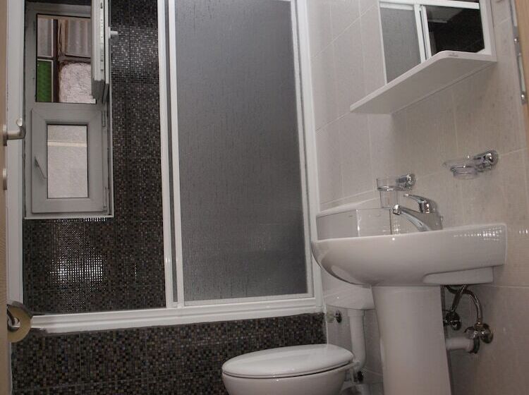 پانسیون Bogdanoski Studios & Guest Rooms