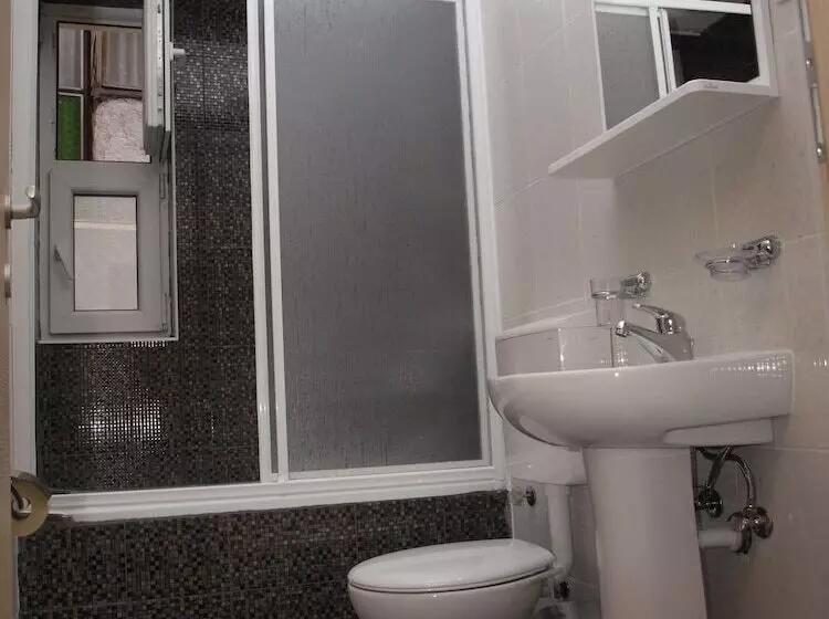 پانسیون Bogdanoski Studios & Guest Rooms