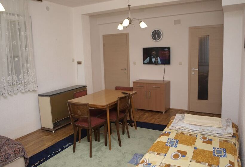 پانسیون Bogdanoski Studios & Guest Rooms