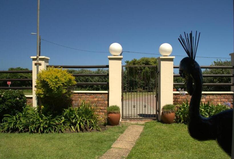 Pension Crowned Crane