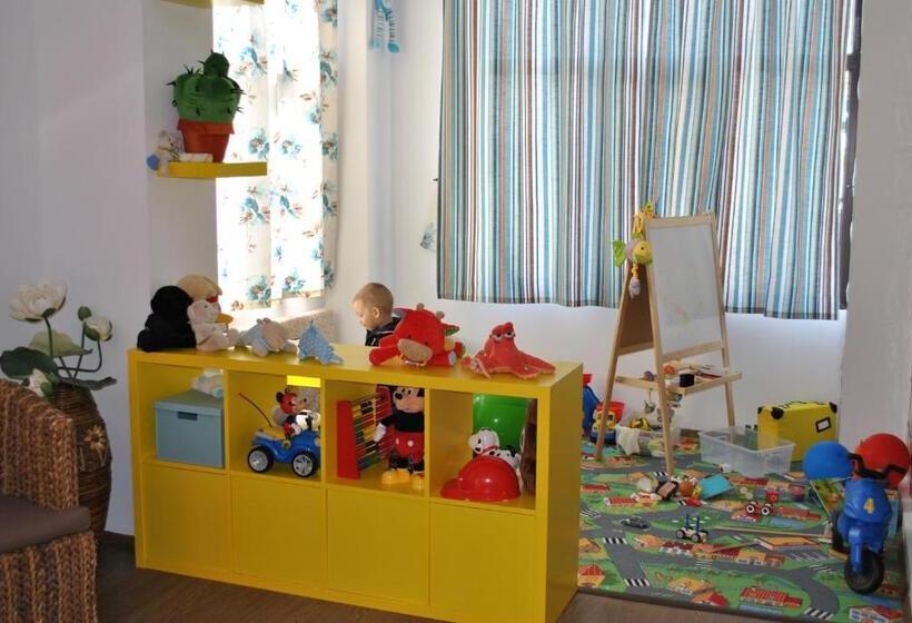 پانسیون Delta Marina