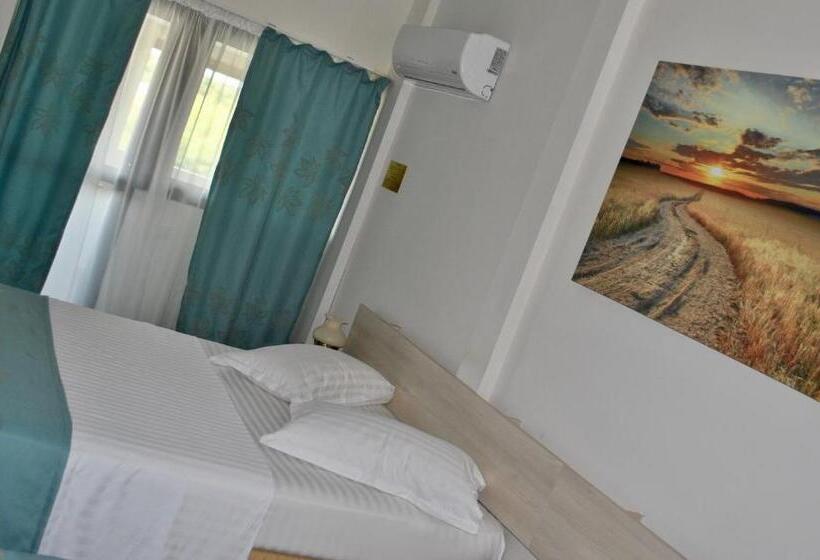 پانسیون Delta Marina