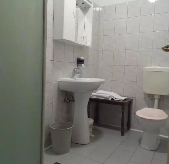 ペンション Guesthouse Pri štefanu