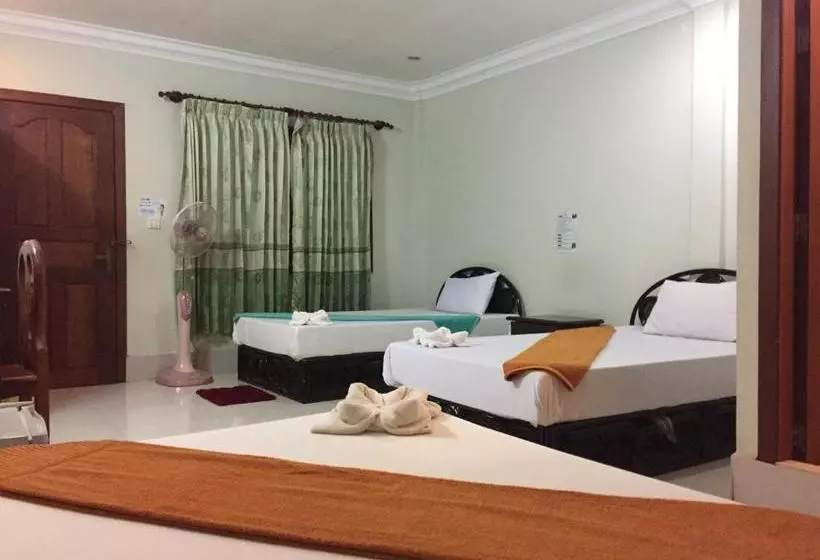 ペンション Iki Iki Guesthouse