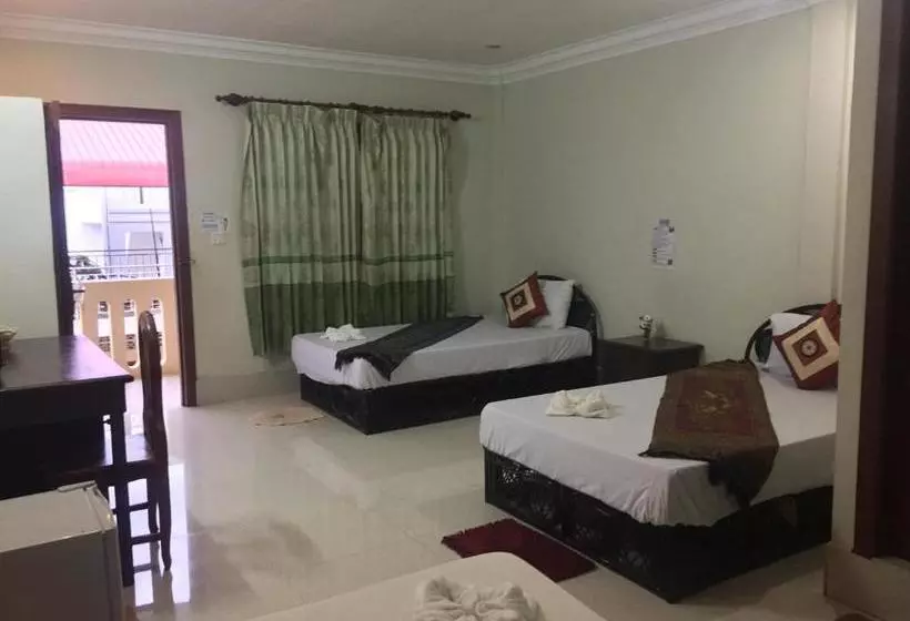 ペンション Iki Iki Guesthouse