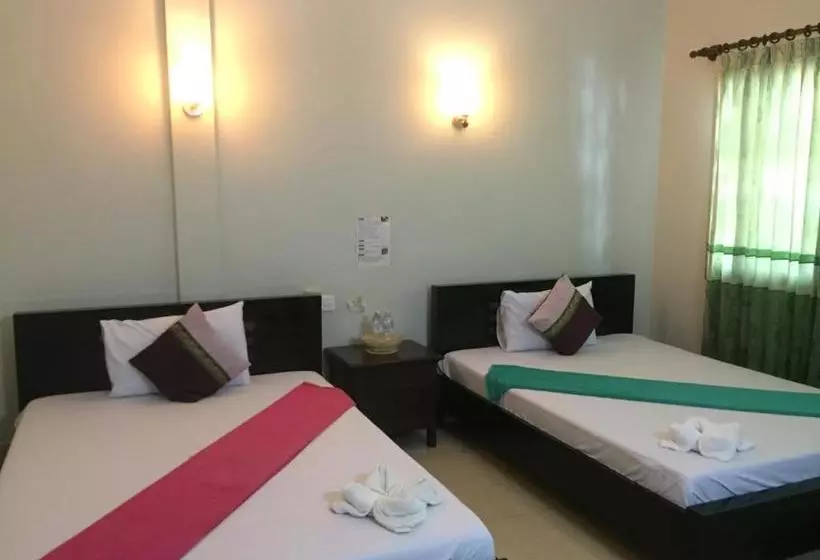 ペンション Iki Iki Guesthouse