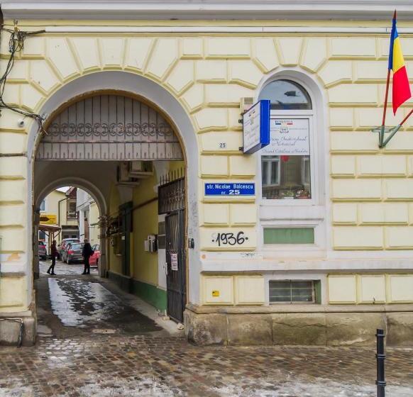 بنسيون Kronhaus