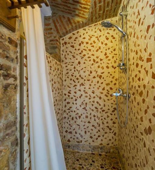 بنسيون Kronhaus