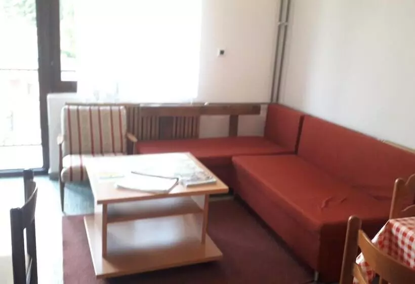 پانسیون Accommodation Konak