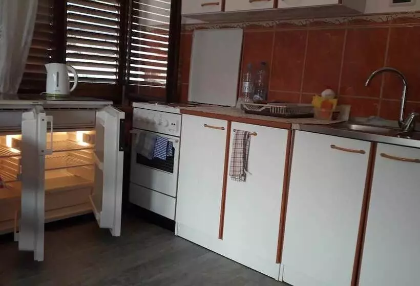 پانسیون Accommodation Konak